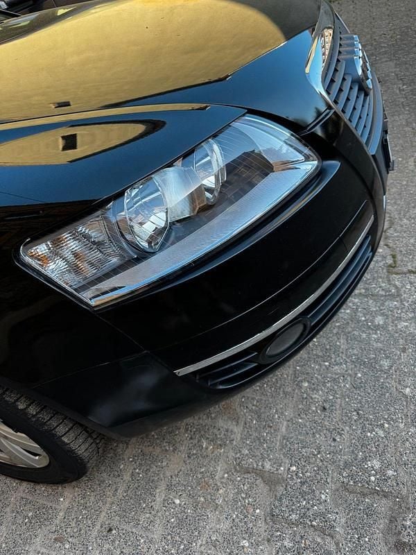 Second-hand Audi A6 140 CP (102 kW) 2006 Negru Berlinǎ