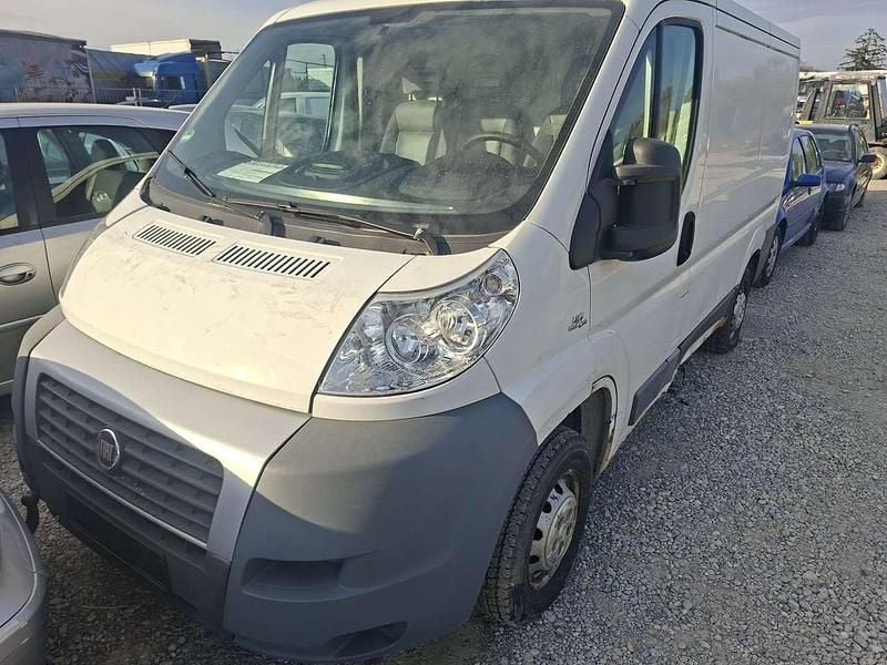 Gebraucht Fiat Ducato 116 PS (85 kW) 2012 Weiß Van