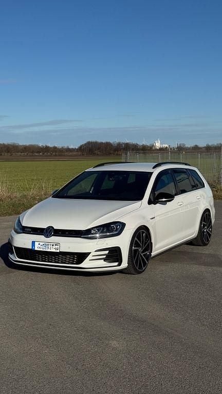Gebraucht VW Golf VII GTD 184 PS (135 kW) 2019 Weiß Kombi