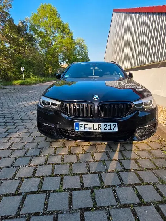 Käytetty BMW 525 Performance 231 HP (169 kW) 2017 Musta Farmari