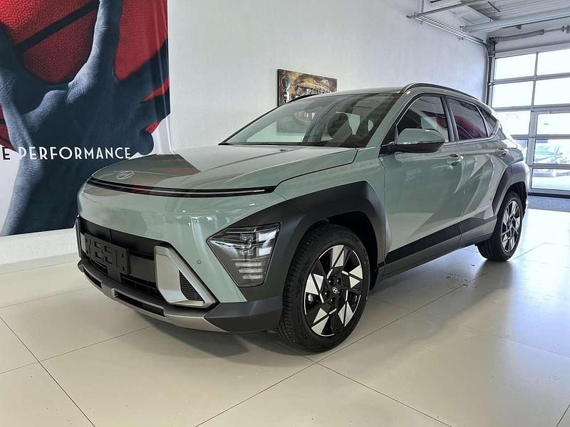 Mirage green Neu 2024 Hyundai Kona GO! SUV | 30.980 € (Fairer Preis) - Bild 1/4