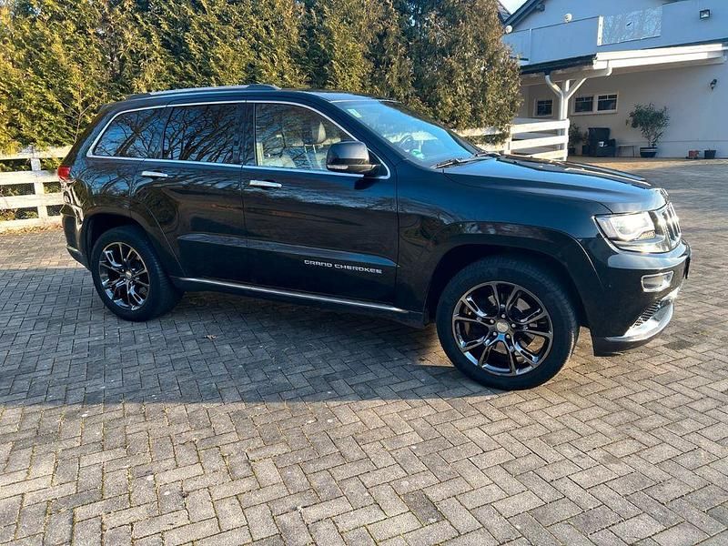 Gebraucht Jeep Grand Cherokee SRT 250 PS (183 kW) 2014 Schwarz SUV