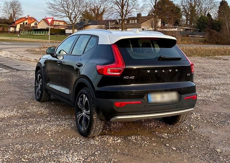Gebraucht Volvo XC40 156 PS (114 kW) 2019 Schwarz SUV