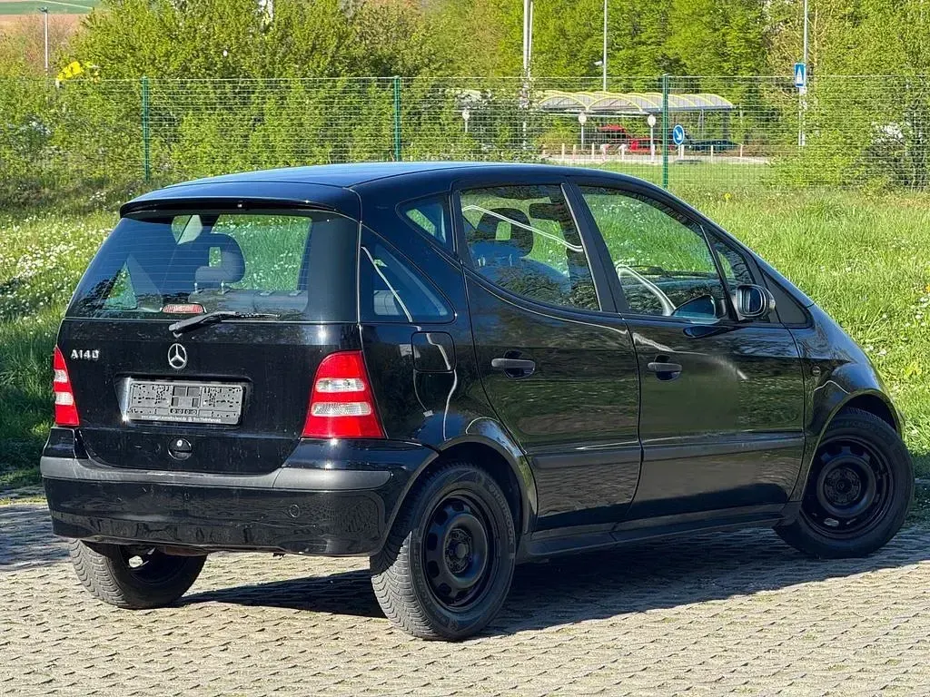 Gebraucht Mercedes A140 Elegance 82 PS (60 kW) 2004 Schwarz Van / Kleinbus