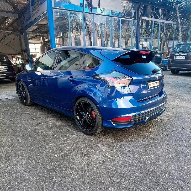 Gebraucht Ford Focus ST 250 PS (183 kW) 2016 Blau Kombi