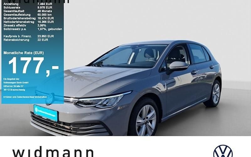 Grau Gebraucht 2023 VW Golf VIII Life Limousine | 22.990 € (Fairer Preis) - Bild 1/4