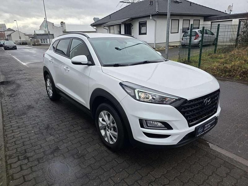 Gebraucht Hyundai Tucson 132 PS (97 kW) 2020 Polar white pyw SUV