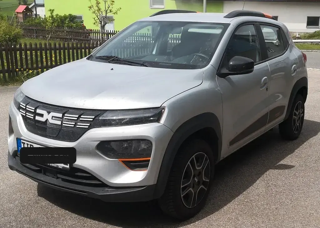 Gebraucht Dacia Spring 33 kW (45 PS) 2022 Silber Kleinwagen