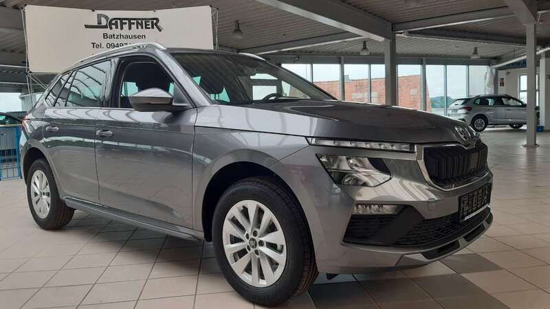 Grau Gebraucht 2025 Skoda Kamiq SUV | 26.390 € (Teuer) - Bild 1/2