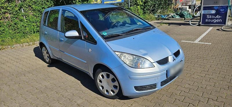 Blau Gebraucht 2005 Mitsubishi Colt Invite Kleinwagen | 1.190 € (Superpreis) - Bild 1/4