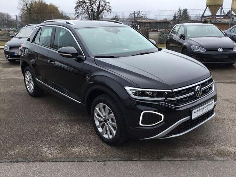 Gebraucht VW T-Roc Style 150 PS (110 kW) 2025 Schwarz SUV