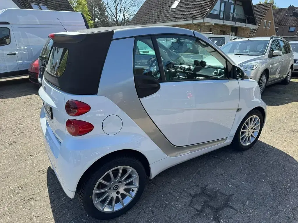 Gebraucht Smart ForTwo Cabrio 84 PS (61 kW) 2012 Silber Cabrio