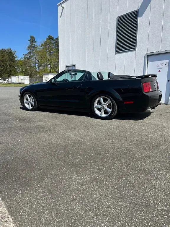 Gebraucht Ford Mustang 305 PS (224 kW) 2007 Schwarz Cabrio