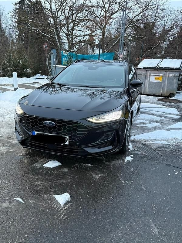 Schwarz Gebraucht 2023 Ford Focus ST-Line X Kombi | 19.000 € (Guter Preis) - Bild 1/4