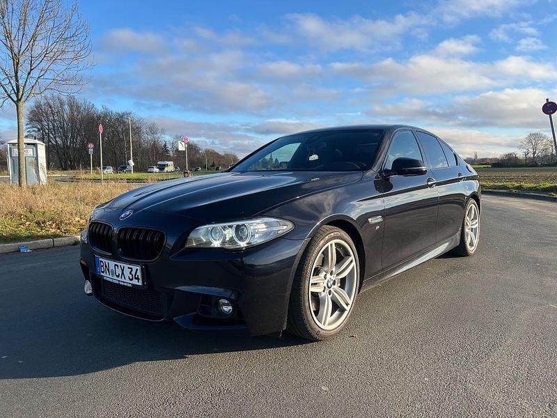 Schwarz Gebraucht 2015 BMW 528 M Sport Limousine | 16.711 € (Fairer Preis) - Bild 1/4