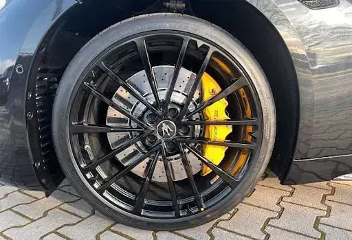 Gebraucht Maserati GranCabrio 550 PS (404 kW) 2025 Schwarz Cabrio