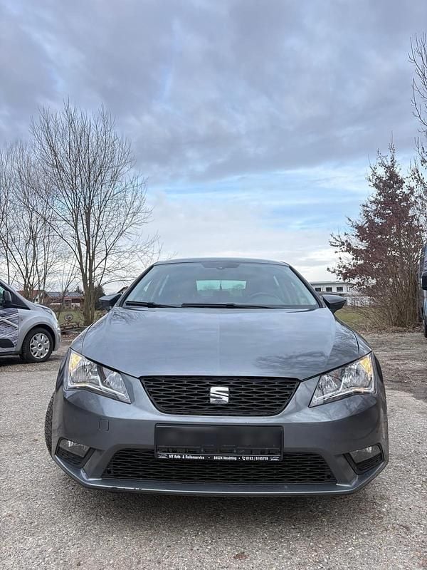 Gebraucht Seat Leon 140 PS (102 kW) 2013 Silber Limousine