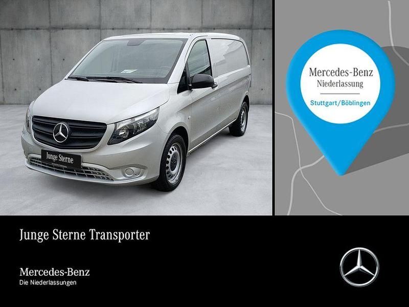 Silber Gebraucht 2022 Mercedes Vito Van / Kleinbus | 29.738 € - Bild 1/4