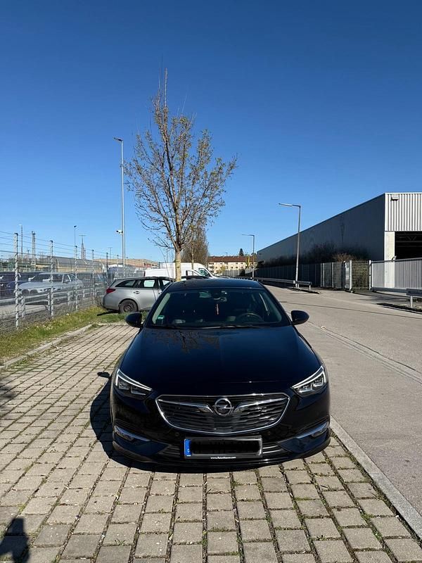 Schwarz Gebraucht 2019 Opel Insignia Limousine | 17.500 € - Bild 1/4