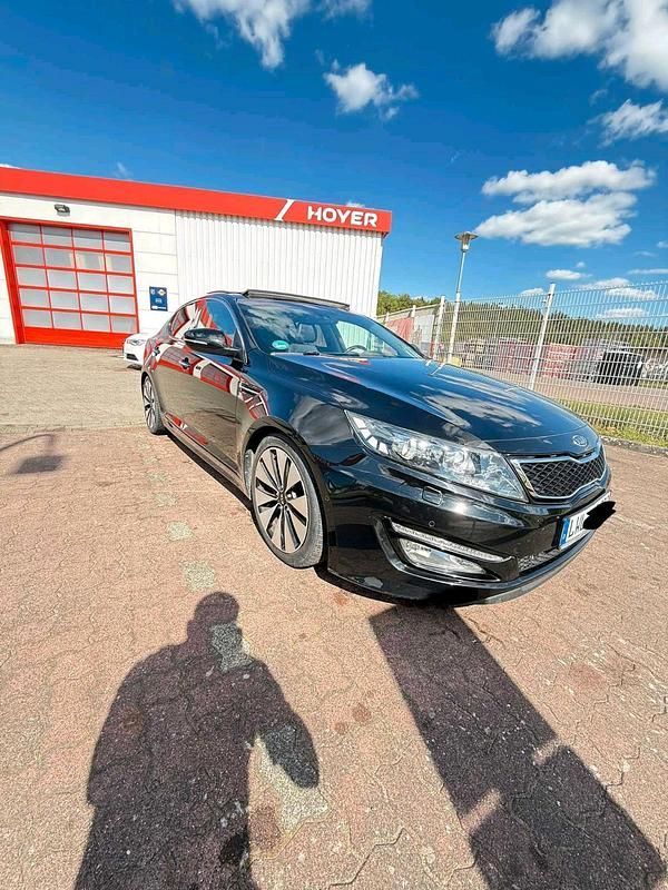 Schwarz Gebraucht 2013 Kia Optima 2 Limousine | 10.300 € (Fairer Preis) - Bild 1/4