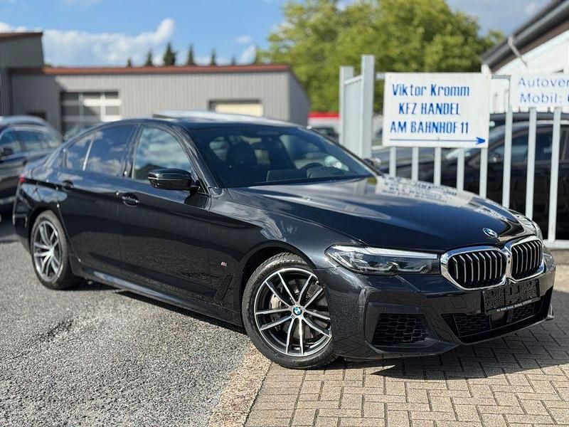 Schwarz Gebraucht 2023 BMW 540 M Sport Limousine | 41.500 € (Guter Preis) - Bild 1/4