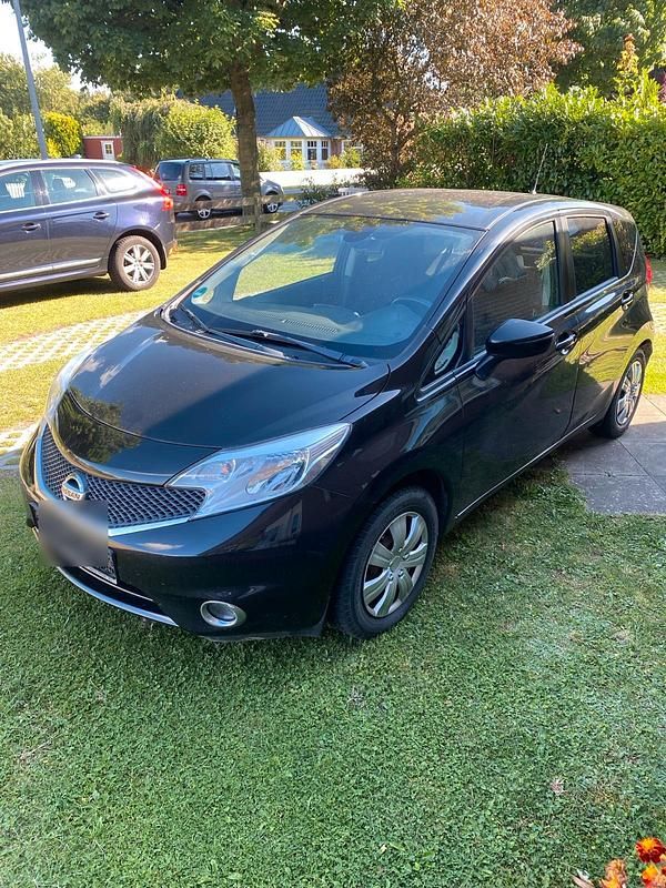 Schwarz Gebraucht 2014 Nissan Note Acenta Van / Kleinbus | 5.799 € (Fairer Preis) - Bild 1/4