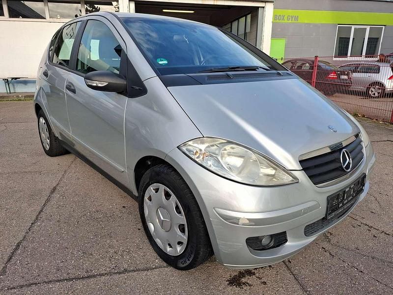Polarsilber Gebraucht 2004 Mercedes A150 Classic Kleinwagen | 590 € (Superpreis) - Bild 1/4