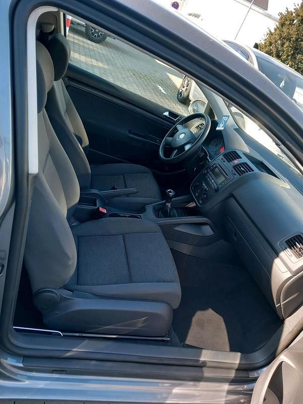 Usata VW Golf IV 2004 Grigio Berlina