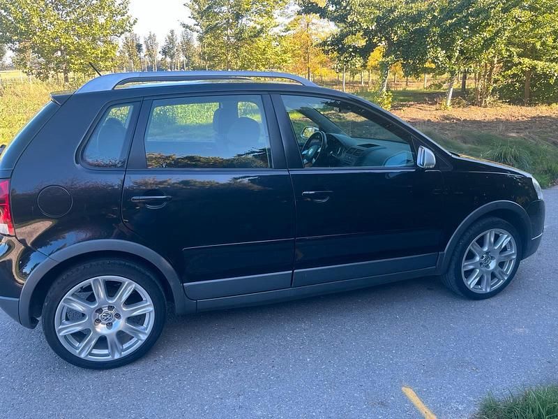 Gebraucht VW Polo Cross 80 PS (58 kW) 2008 Schwarz Kleinwagen