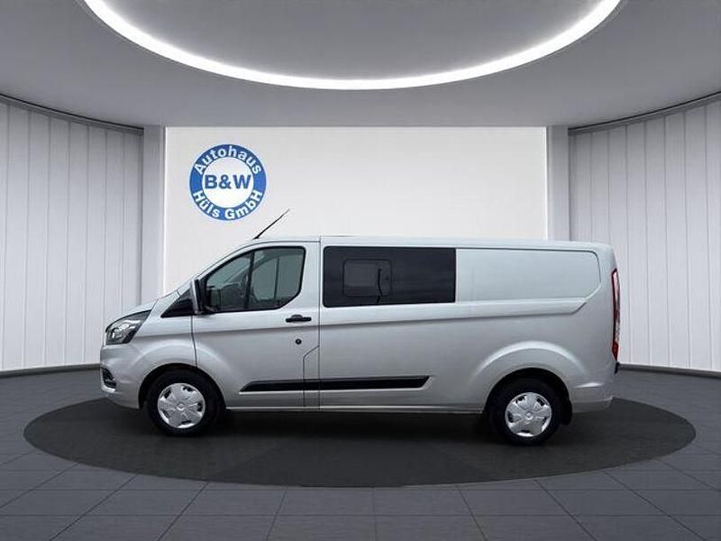 Gebraucht Ford Transit Custom Trend 131 PS (96 kW) 2019 Polarsilber metallic Kombi