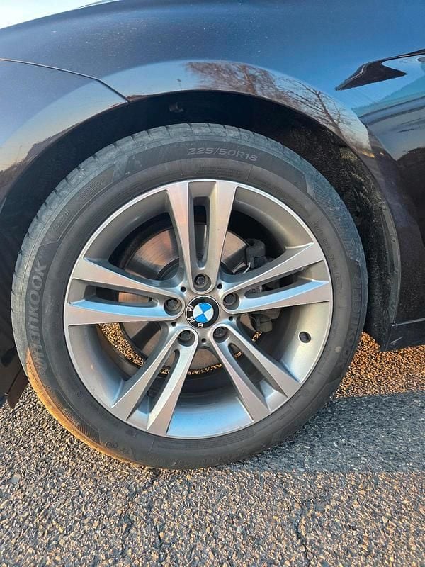 Gebraucht BMW 325 218 PS (160 kW) 2015 Braun Limousine