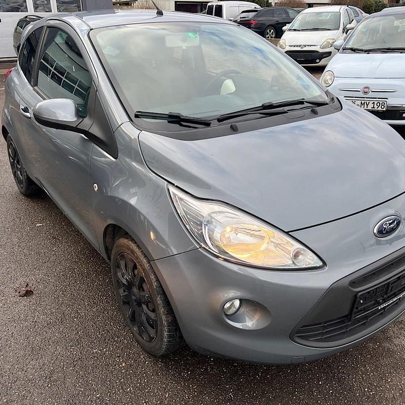 Gebraucht Ford Ka Titanium 69 PS (50 kW) 2011 Grau Kleinwagen