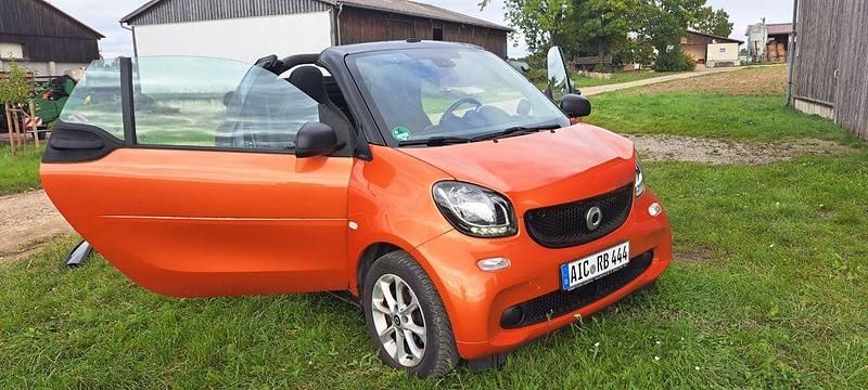 Orange Gebraucht 2017 Smart ForTwo Electric Drive Cabrio | 7.300 € (Guter Preis) - Bild 1/4