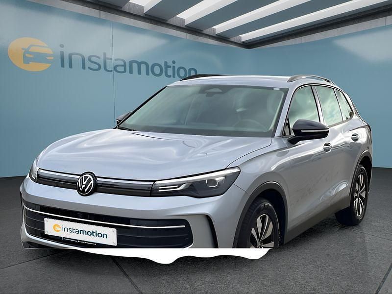 Silber Gebraucht 2024 VW Tiguan SUV | 35.799 € (Fairer Preis) - Bild 1/4