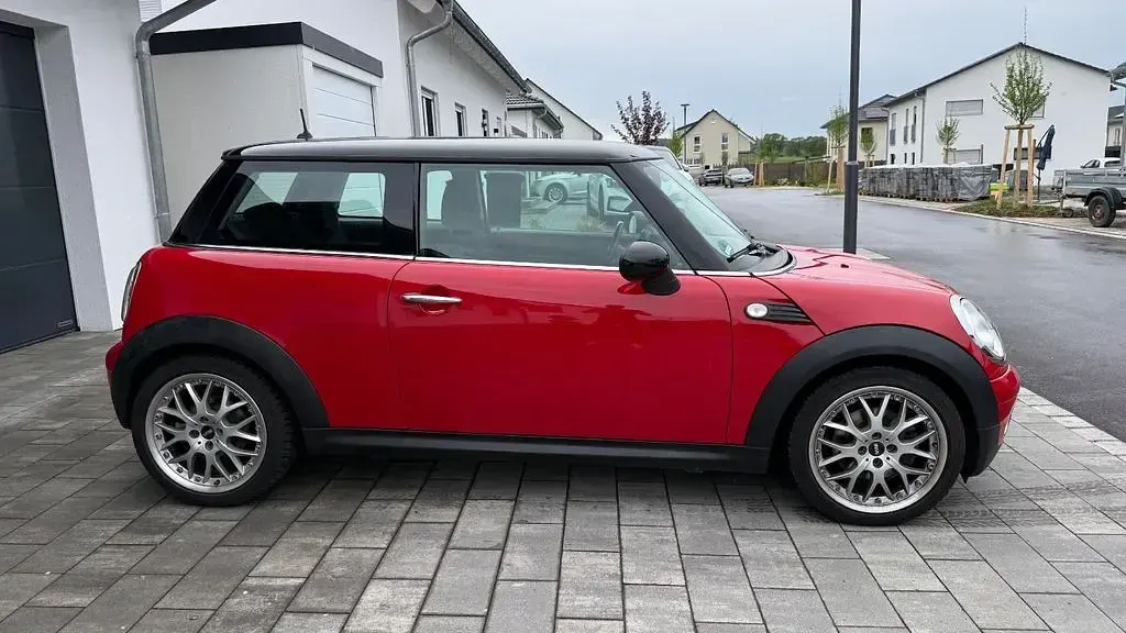 Używany Mini Cooper Pepper 120 KM (88 kW) 2009 Czerwony Hatchback