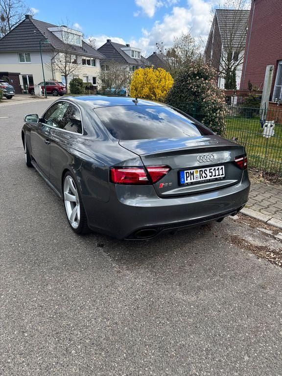 Second-hand Audi RS5 Sport 450 CP (330 kW) 2012 Gri Coupe
