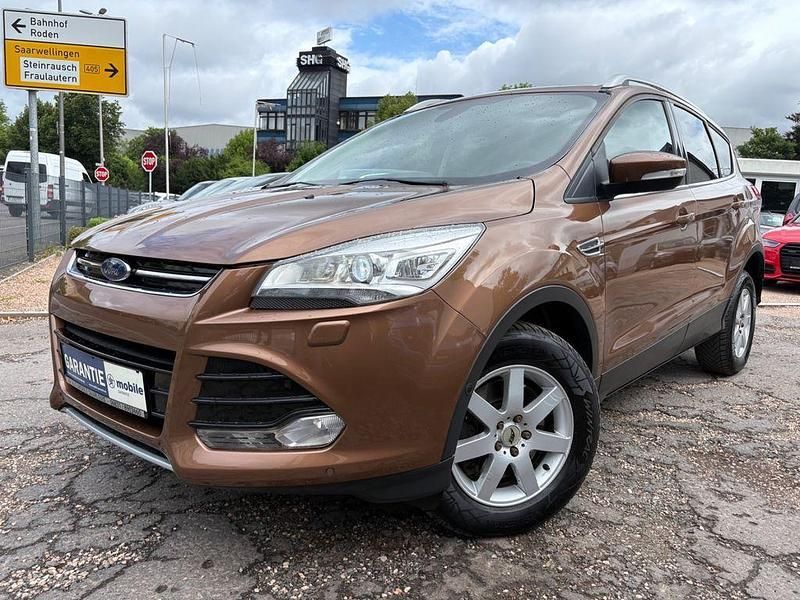 Braun Gebraucht 2013 Ford Kuga Titanium SUV | 8.999 € (Fairer Preis) - Bild 1/4