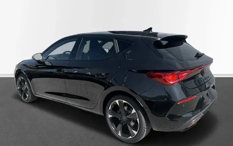 Gebraucht Cupra Leon 204 PS (150 kW) 2024 Mitternachtsschwarz Limousine