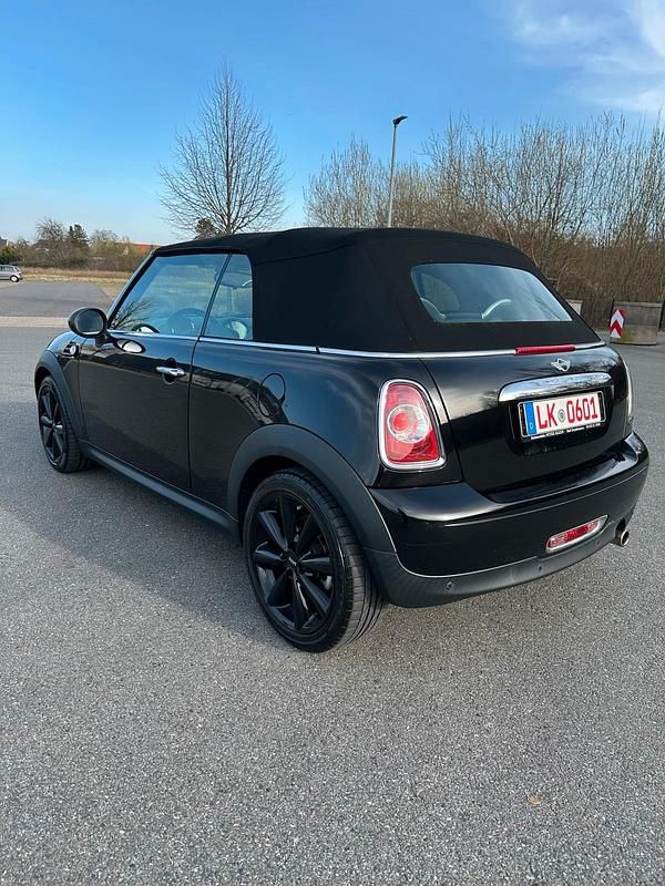 Gebraucht Mini One Cabriolet 122 PS (89 kW) 2015 Schwarz Cabrio