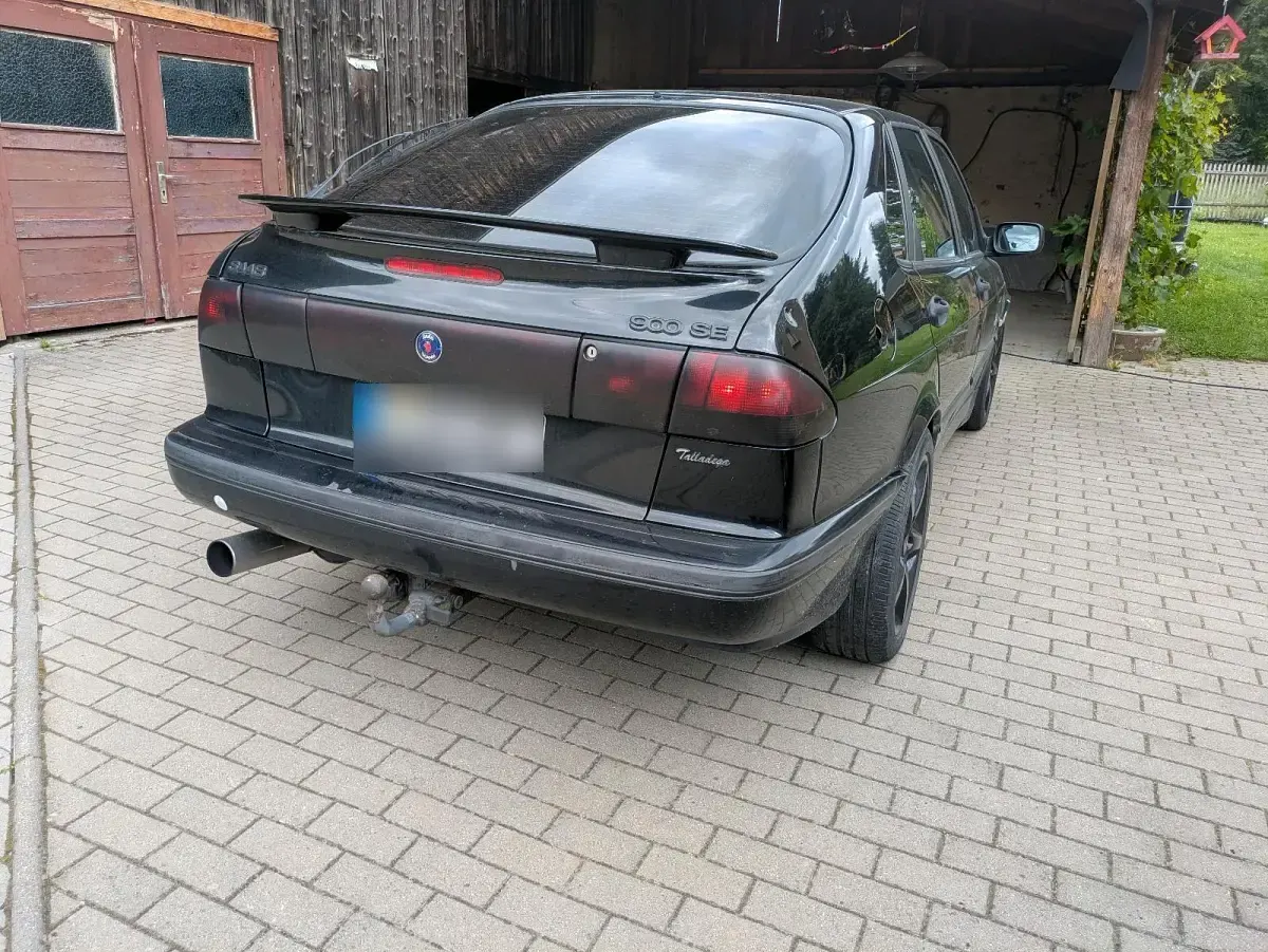 Gebraucht Saab 900 292 PS (214 kW) 2026 Schwarz Limousine