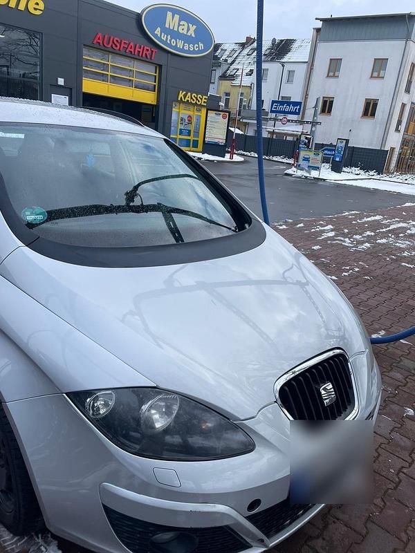 Gebraucht Seat Altea XL 105 PS (77 kW) 2011 Silber Van / Kleinbus