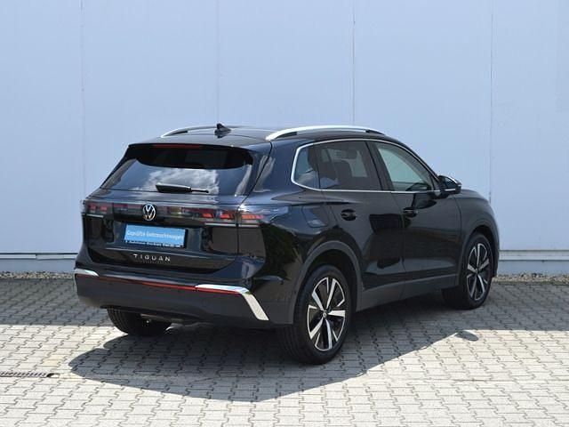 Gebraucht VW Tiguan IQ Drive 150 PS (110 kW) 2024 Deep black perleffekt SUV