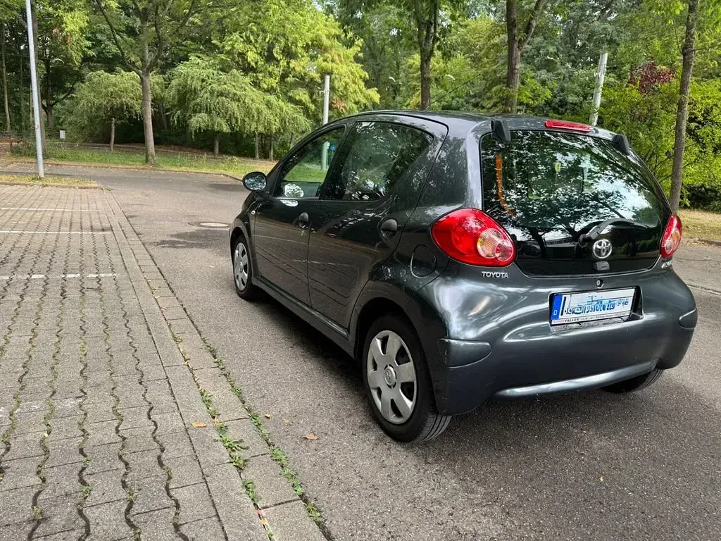 Gebraucht Toyota Aygo City 68 PS (50 kW) 2007 Schwarz Kleinwagen