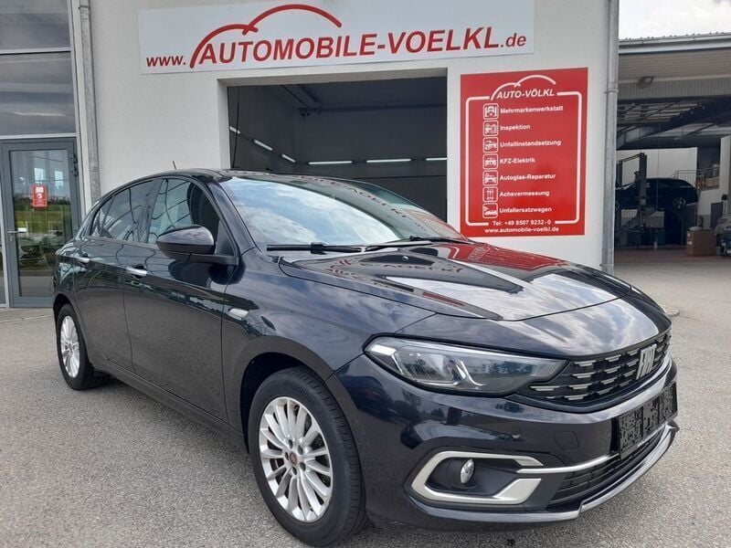 Schwarz Gebraucht 2021 Fiat Tipo Limousine | 8.999 € (Superpreis) - Bild 1/4