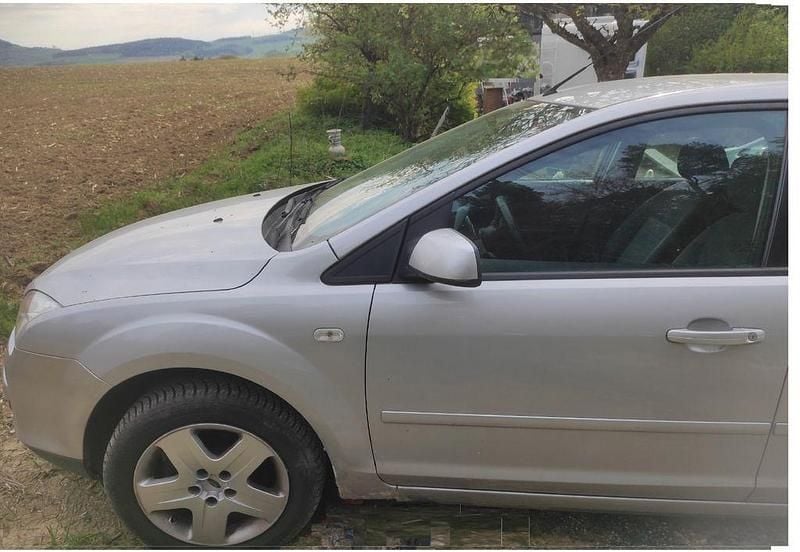 Second-hand Ford C-MAX 101 CP (74 kW) 2007 Argintiu Monovolum