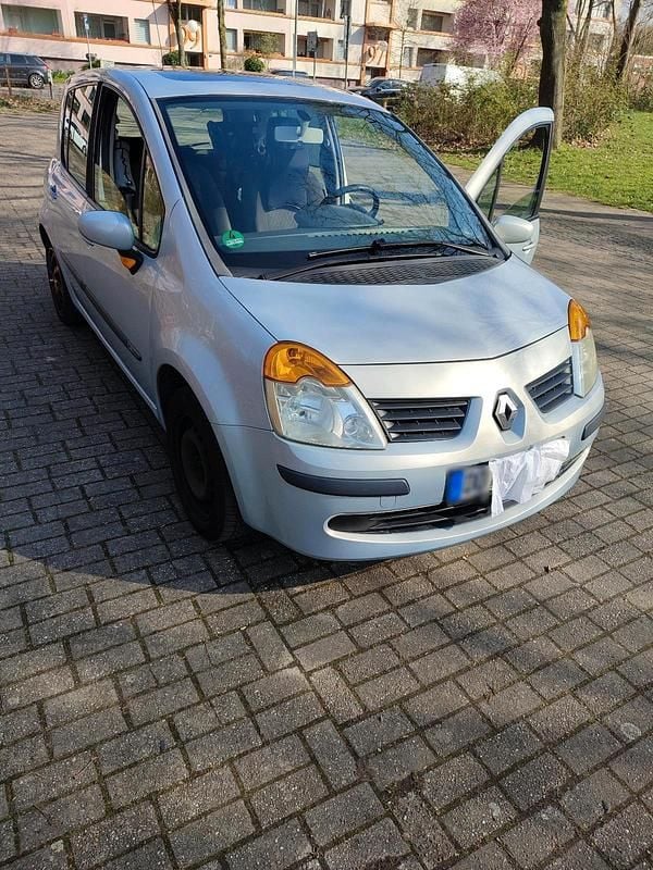 Gebraucht Renault Modus 75 PS (55 kW) 2004 Silber Van / Kleinbus