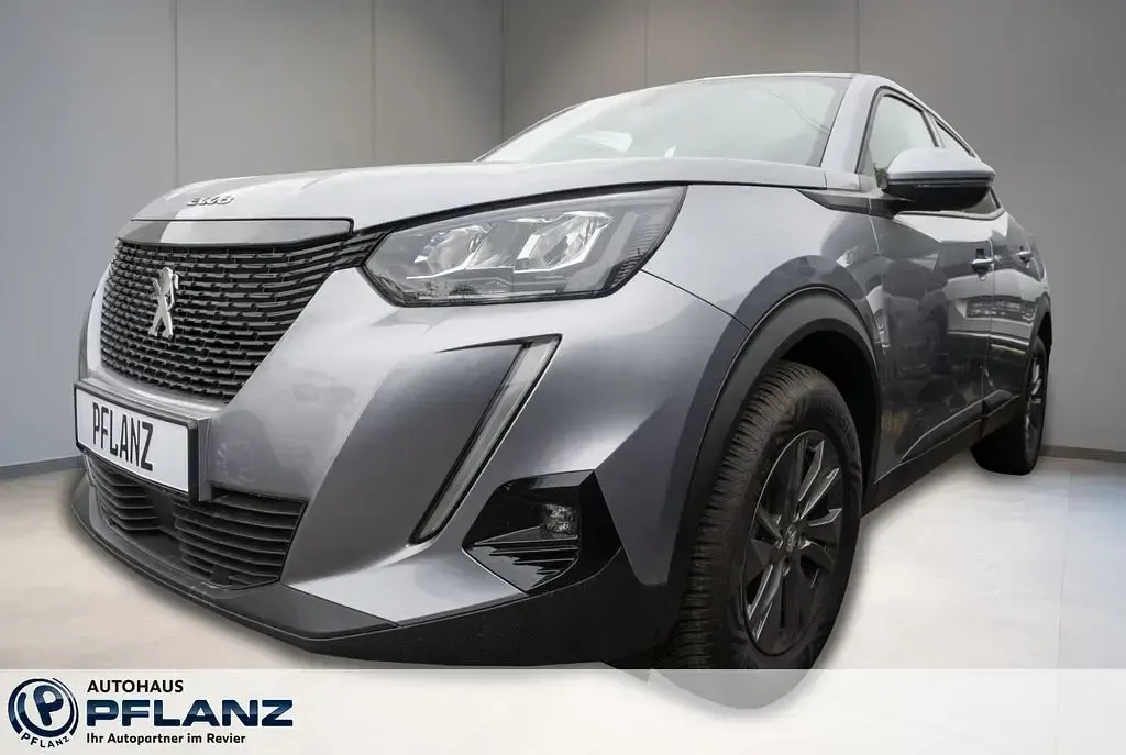 Gebraucht Peugeot 2008 Active 131 PS (96 kW) 2022 SUV