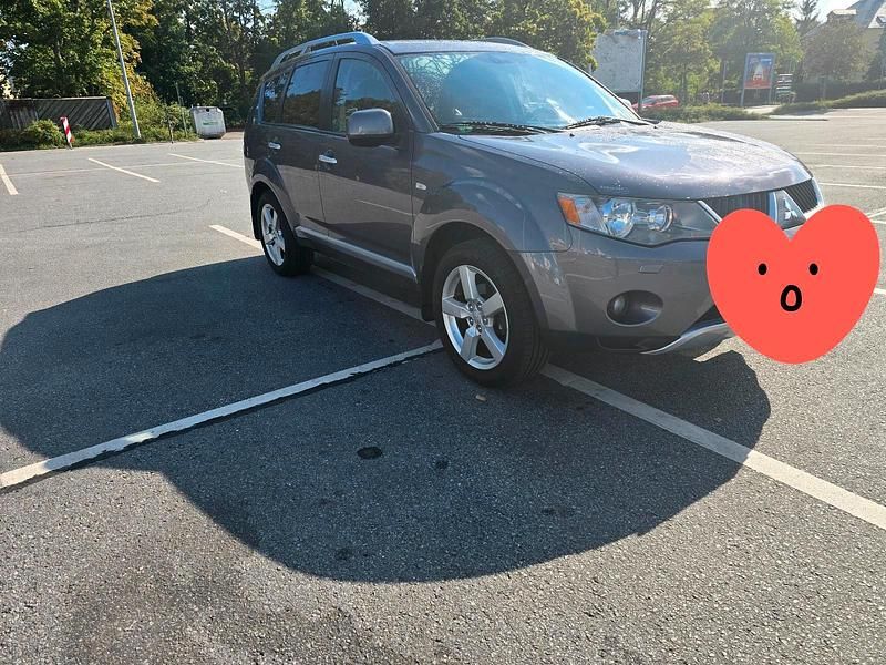 Gebraucht Mitsubishi Outlander 170 PS (125 kW) 2008 Braun SUV