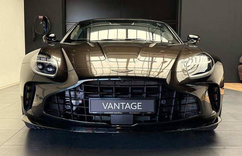 Neu Aston Martin Vantage 665 PS (489 kW) 2025 Grün Coupé