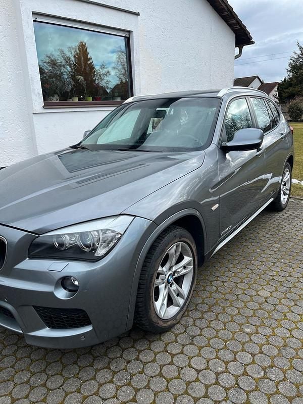 Gebraucht BMW X1 177 PS (130 kW) 2012 Grau SUV